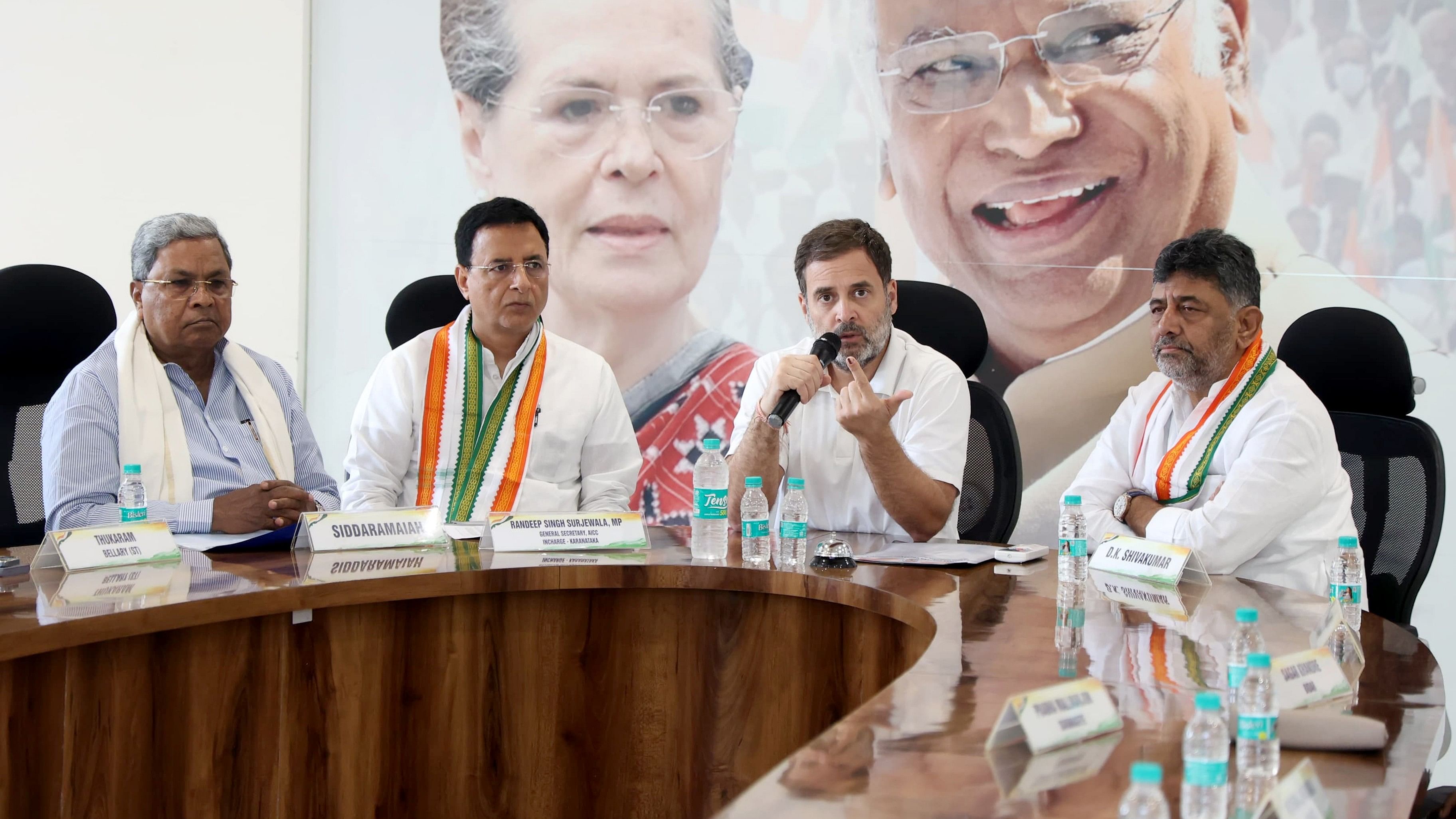 <div class="paragraphs"><p>Congress leader Rahul Gandhi  with Chief Minister Siddaramaiah, Deputy Chief Minister, Karnataka Pradesh Congress Committee (KPCC) President DK Shivakumar, General Secretary andRandeep Singh Surjewalaa.</p></div>